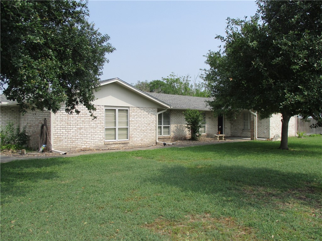 3838 Floerke Road Property Photo 3