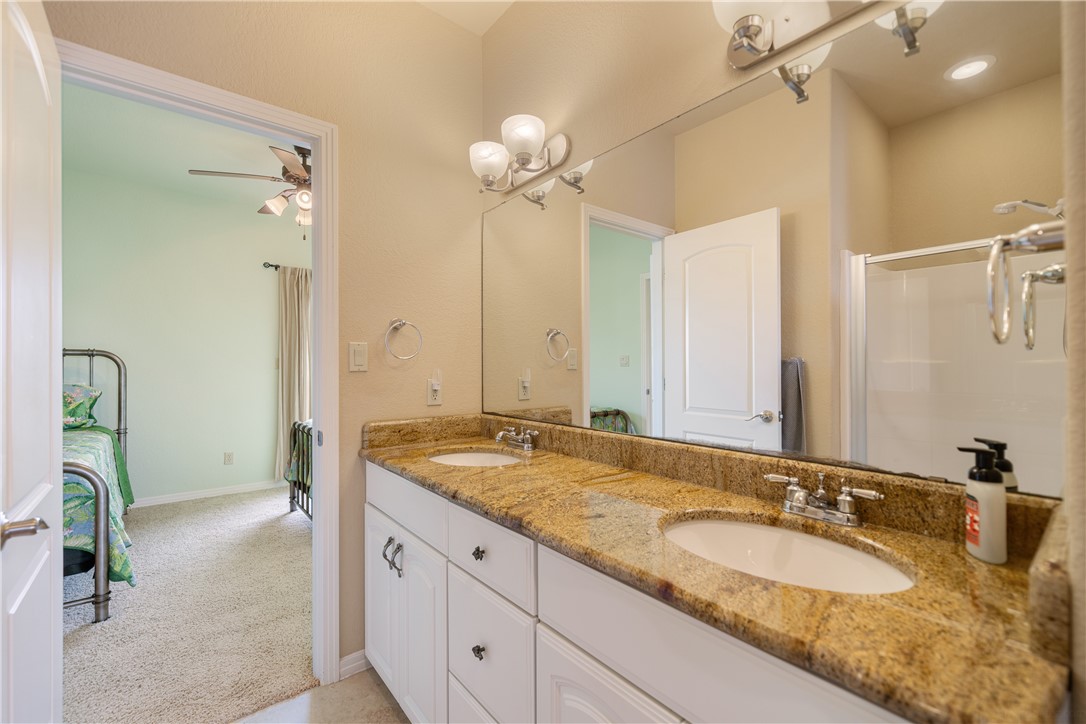 13825 Captains Row Property Photo 25