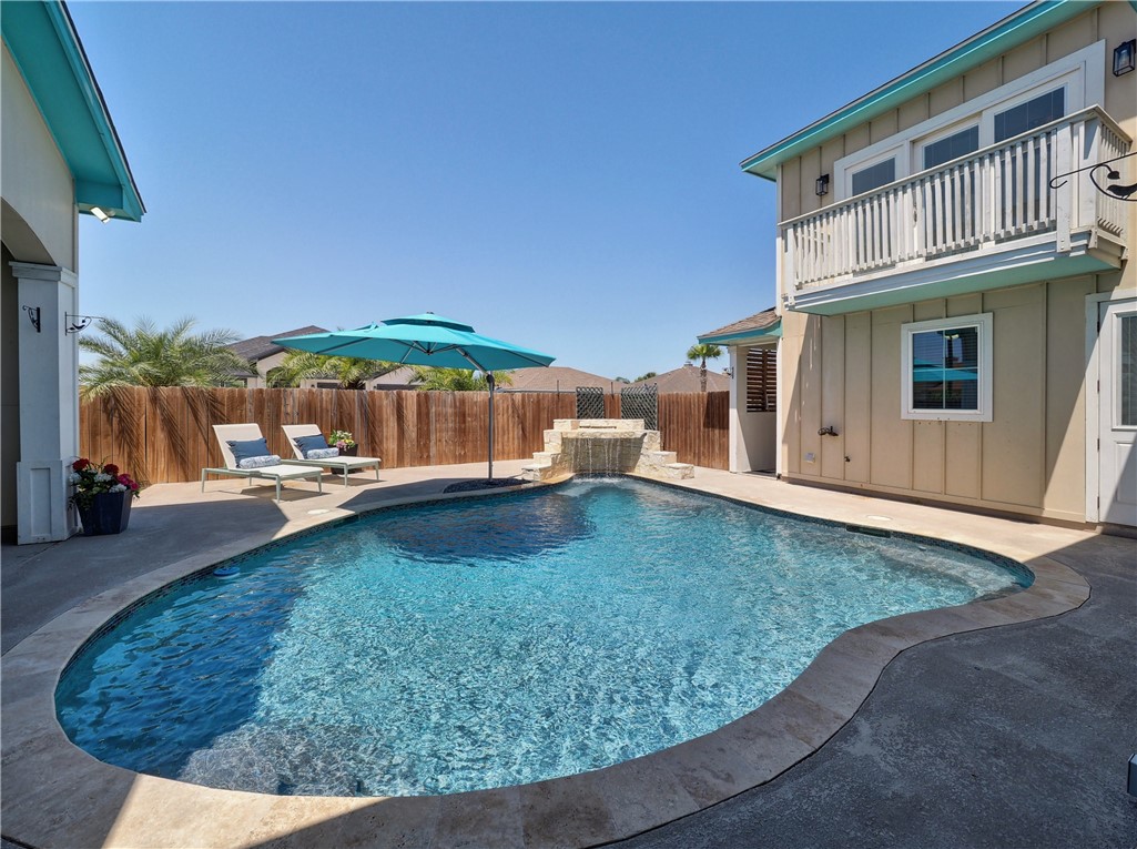 14002 Coquina Bay Ave Property Photo 3
