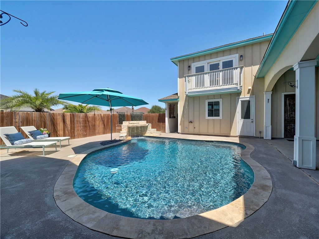 14002 Coquina Bay Ave Property Photo 4