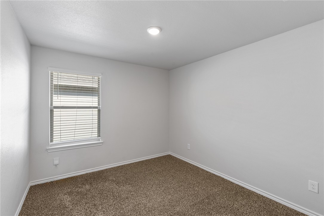 7713 Lariat Toss Dr Property Photo 16