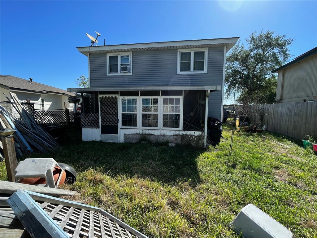 2713 Camargo Dr Property Photo 2