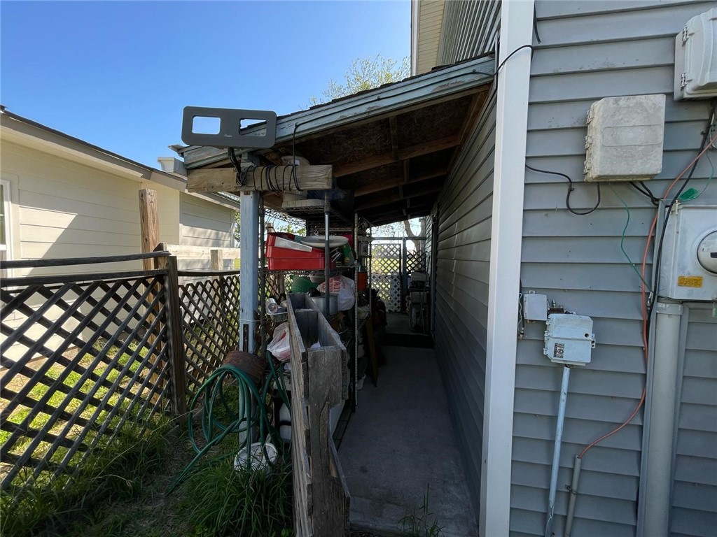 2713 Camargo Dr Property Photo 3