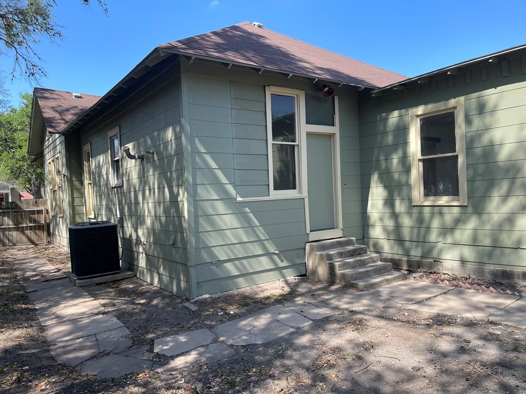 508 E Corpus Christi St Property Photo 38