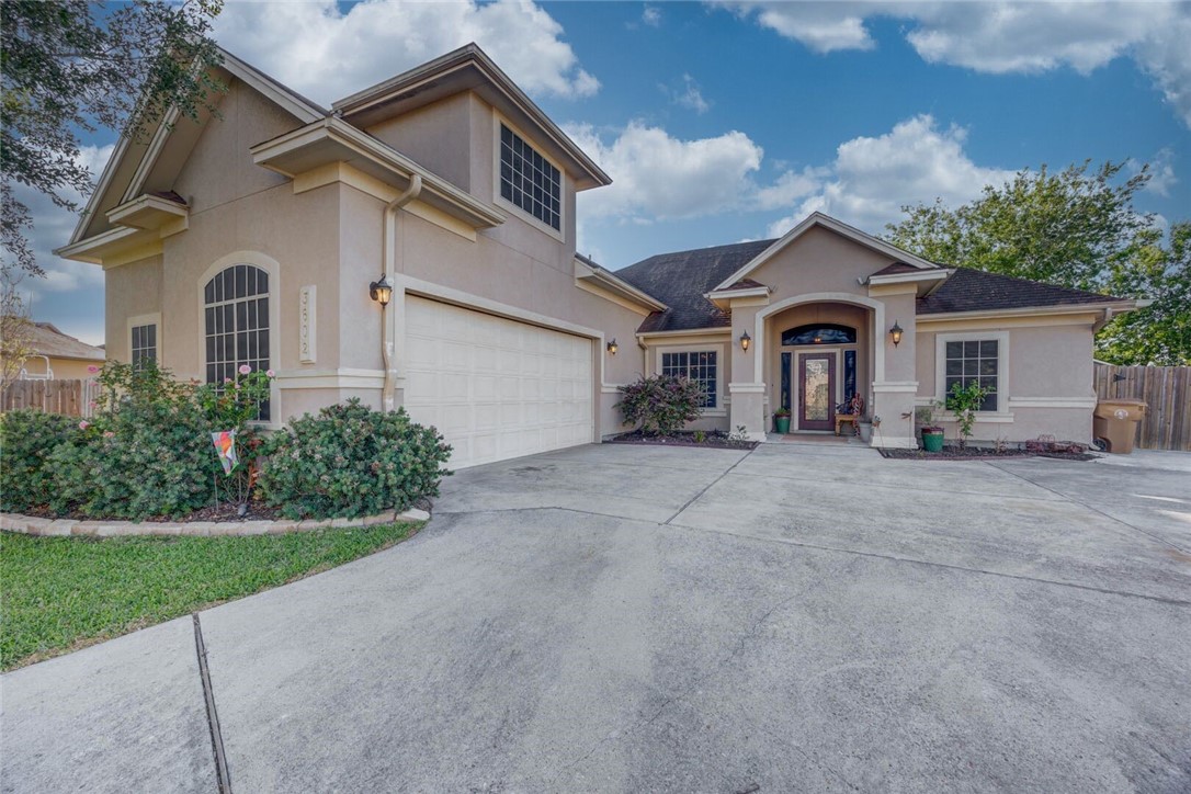 3602 Lake Champagne Property Photo
