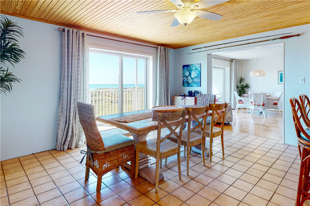 700 Island Retreat, #123 Island Retreat Property Photo 16