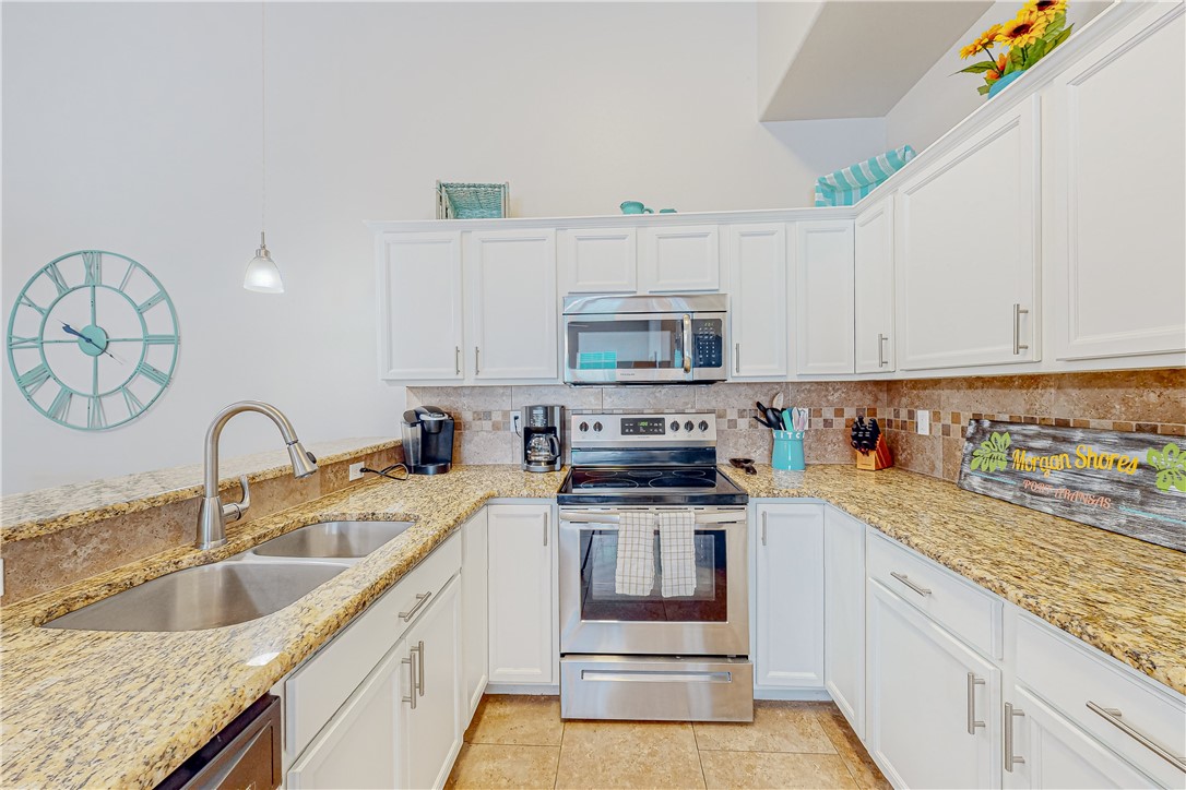 699 Morgan Cr 104 Property Photo 7