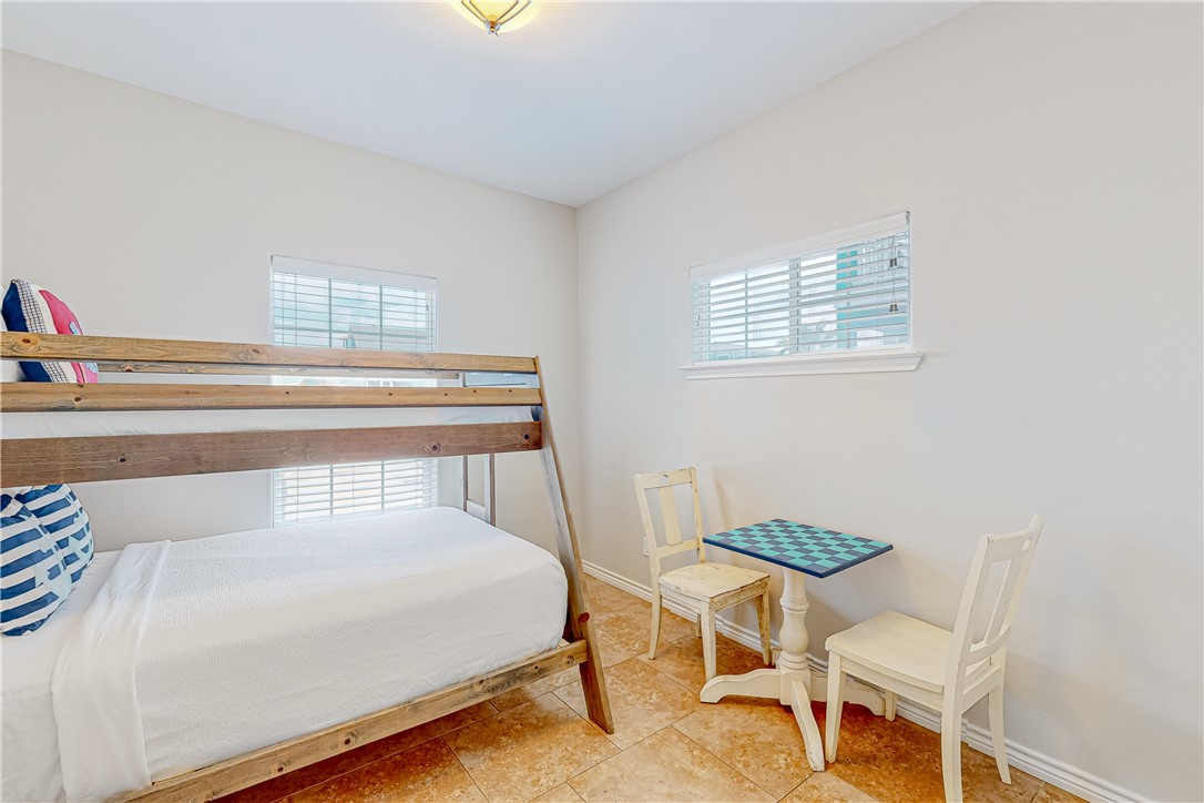 699 Morgan Cr 104 Property Photo 12