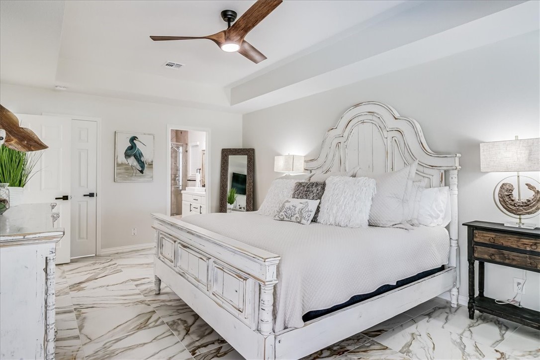 1727 Palisades Dr Property Photo 22