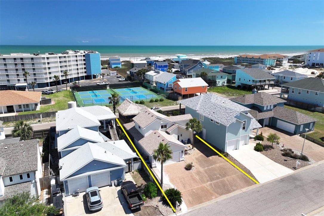 1727 Palisades Dr Property Photo 34