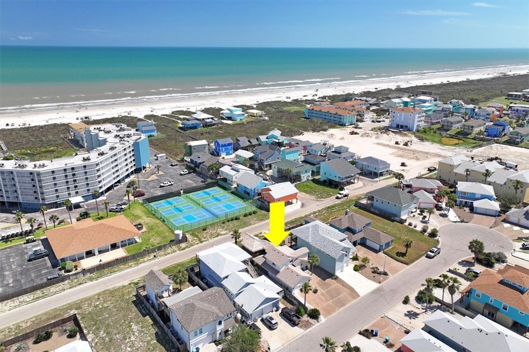 1727 Palisades Dr Property Photo 35