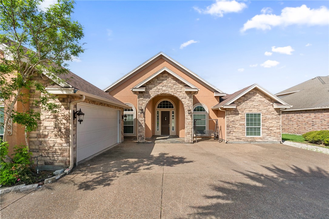 Kings Crossing Unit 14b Real Estate Listings Main Image