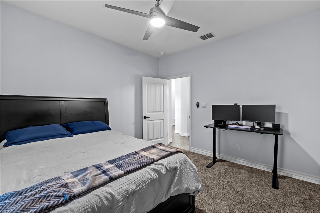 6714 Stuyvesant Ct Property Photo 28