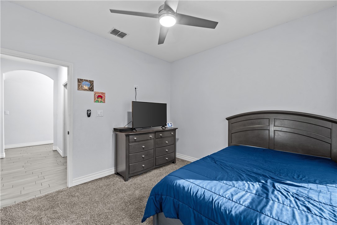 6714 Stuyvesant Ct Property Photo 30