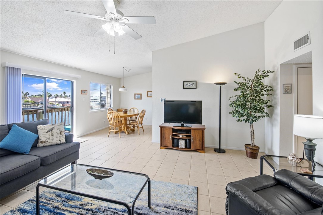 15425 Fortuna Bay Dr 304 Property Photo 5