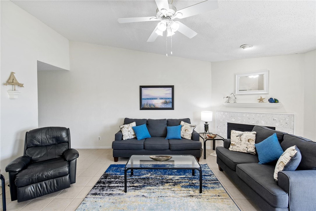 15425 Fortuna Bay Dr 304 Property Photo 6