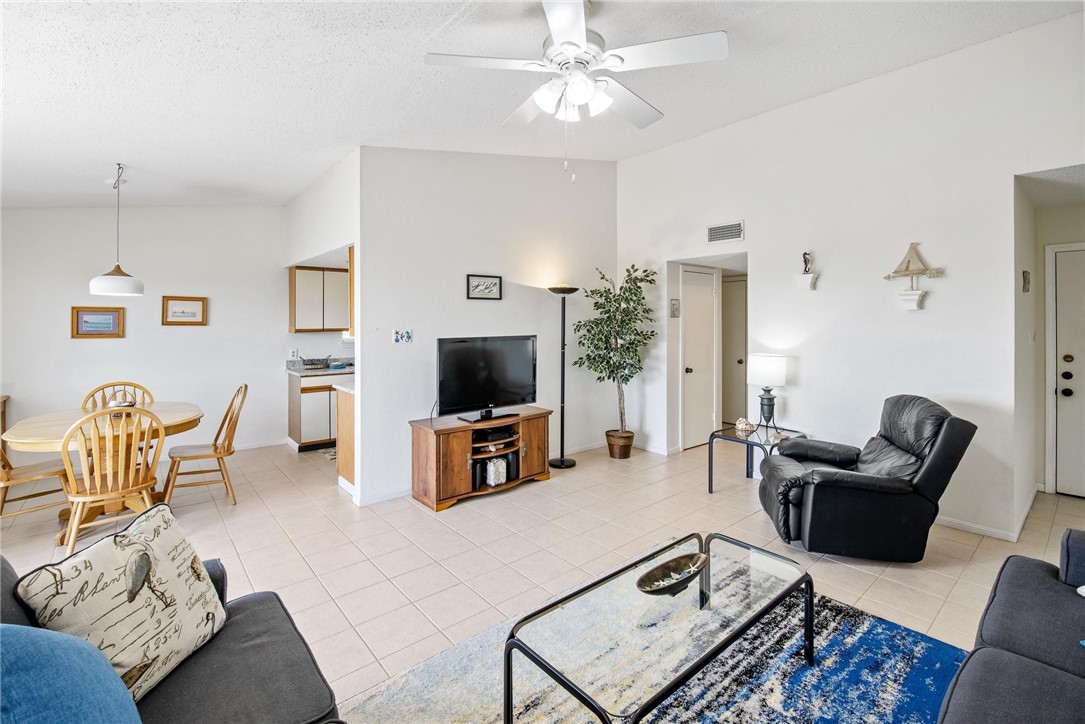 15425 Fortuna Bay Dr 304 Property Photo 7