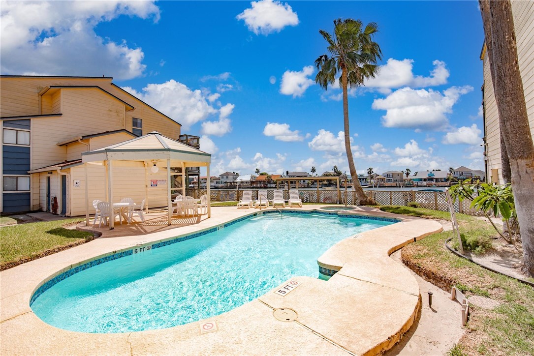15425 Fortuna Bay Dr 304 Property Photo 33