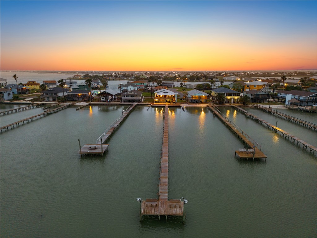 672 Copano Ridge Rd Property Photo 2