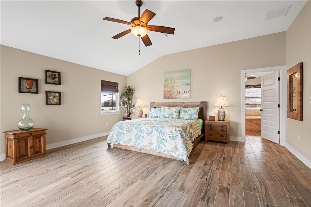 672 Copano Ridge Rd Property Photo 10