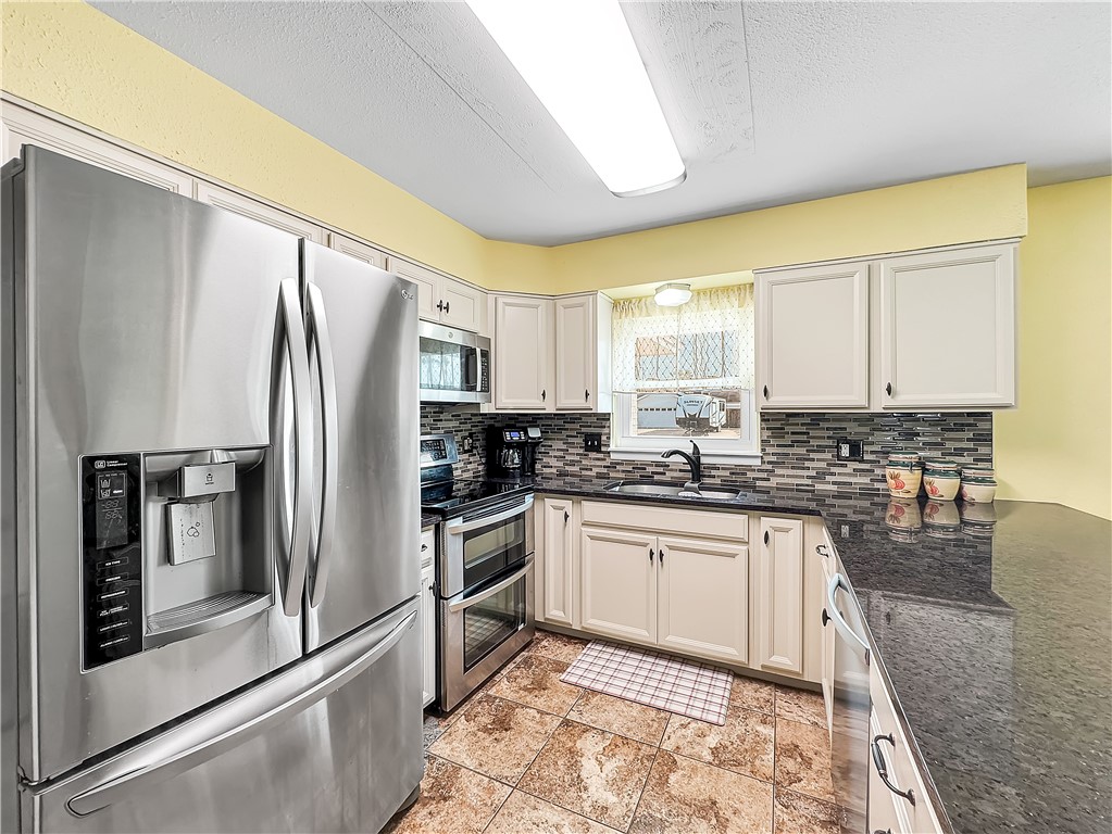 15525 Cuttysark St Property Photo 11