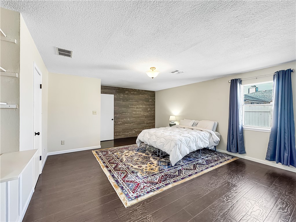 15525 Cuttysark St Property Photo 18