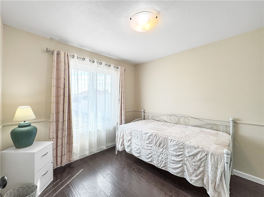15525 Cuttysark St Property Photo 22