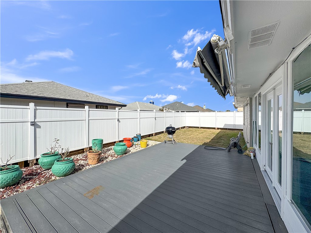 15525 Cuttysark St Property Photo 31