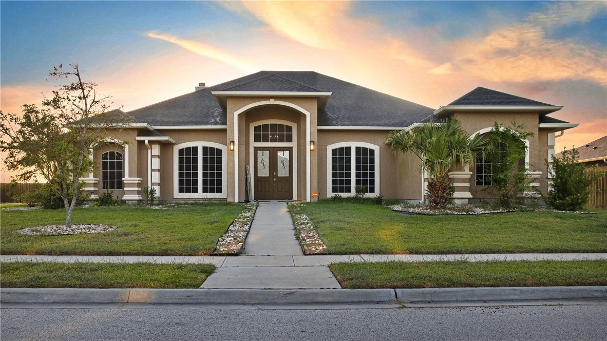 2042 Amaryllis Dr Property Photo