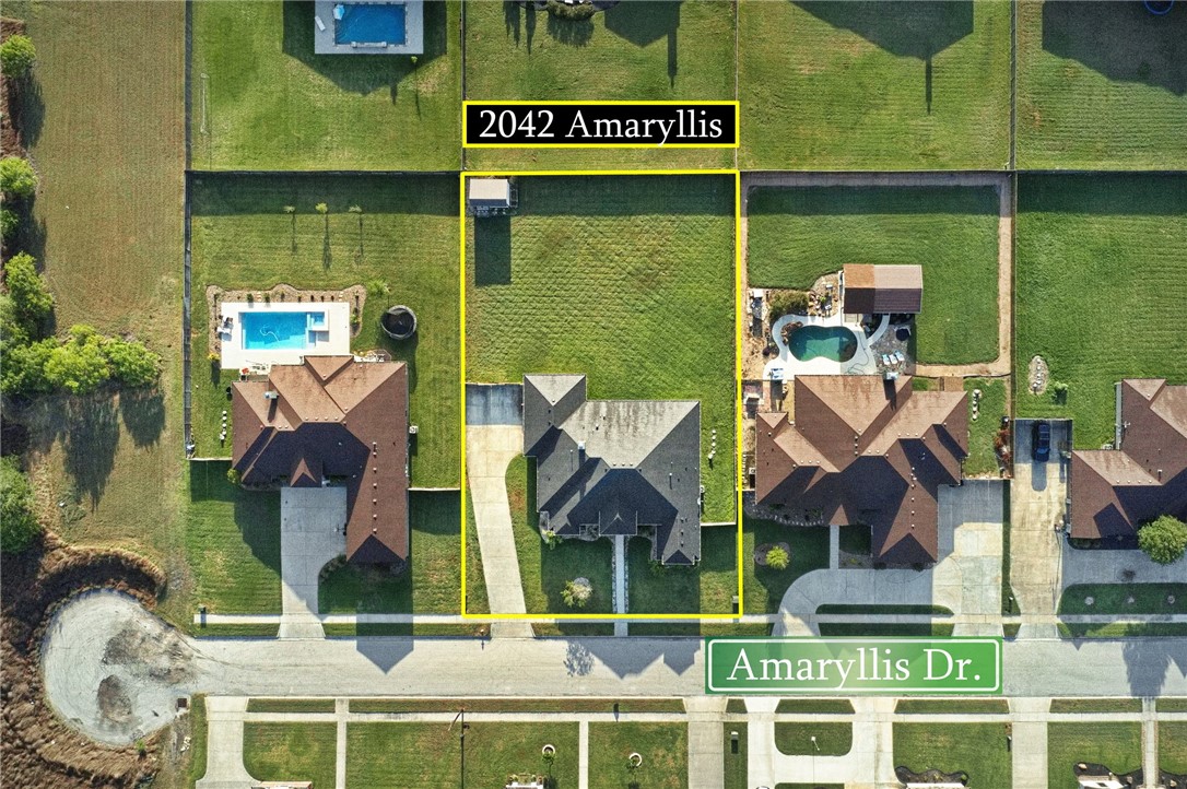 2042 Amaryllis Dr Property Photo 28