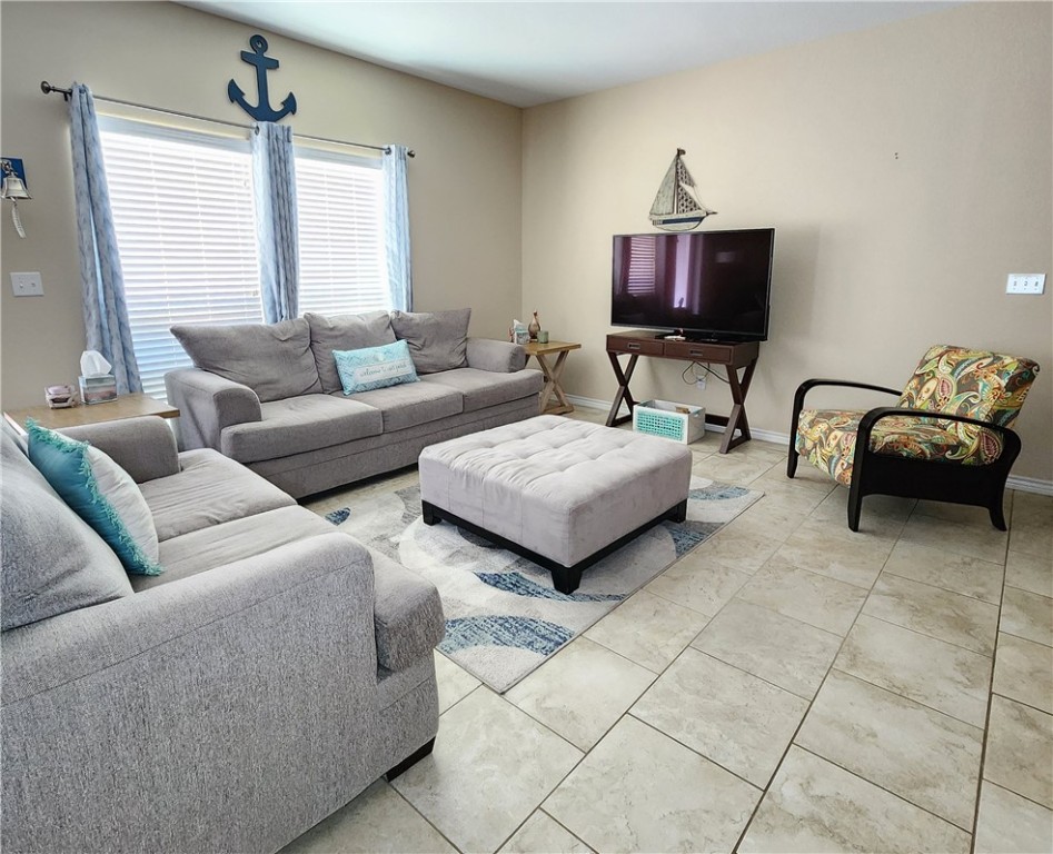 14878 Granada Dr 502 Property Photo 5