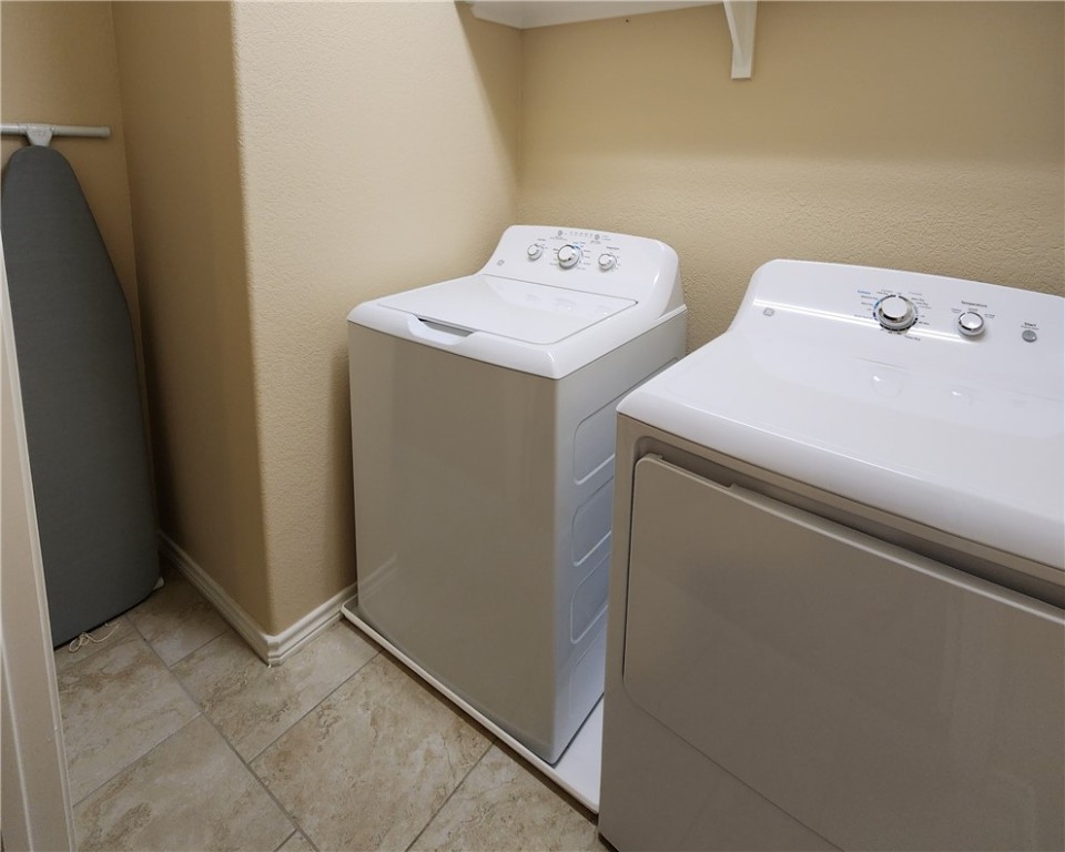 14878 Granada Dr 502 Property Photo 28