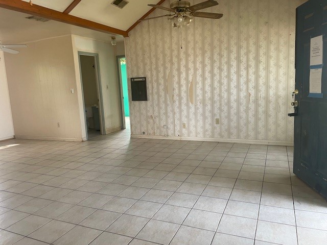 511 E Gruy St Property Photo 9