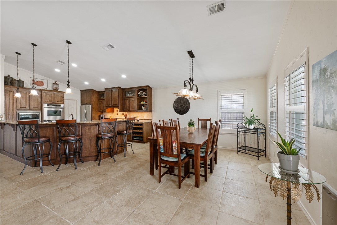 350 Blue Heron Dr Property Photo 13