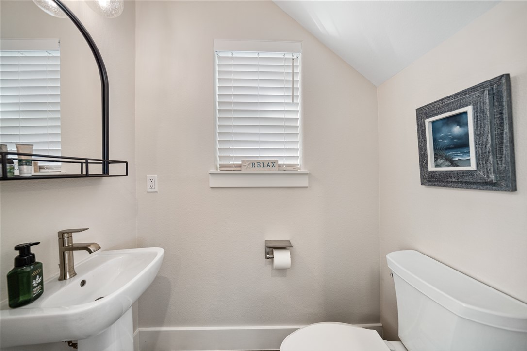 14941 Leeward Dr Property Photo 12