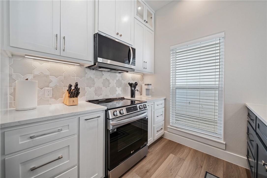 14941 Leeward Dr Property Photo 15