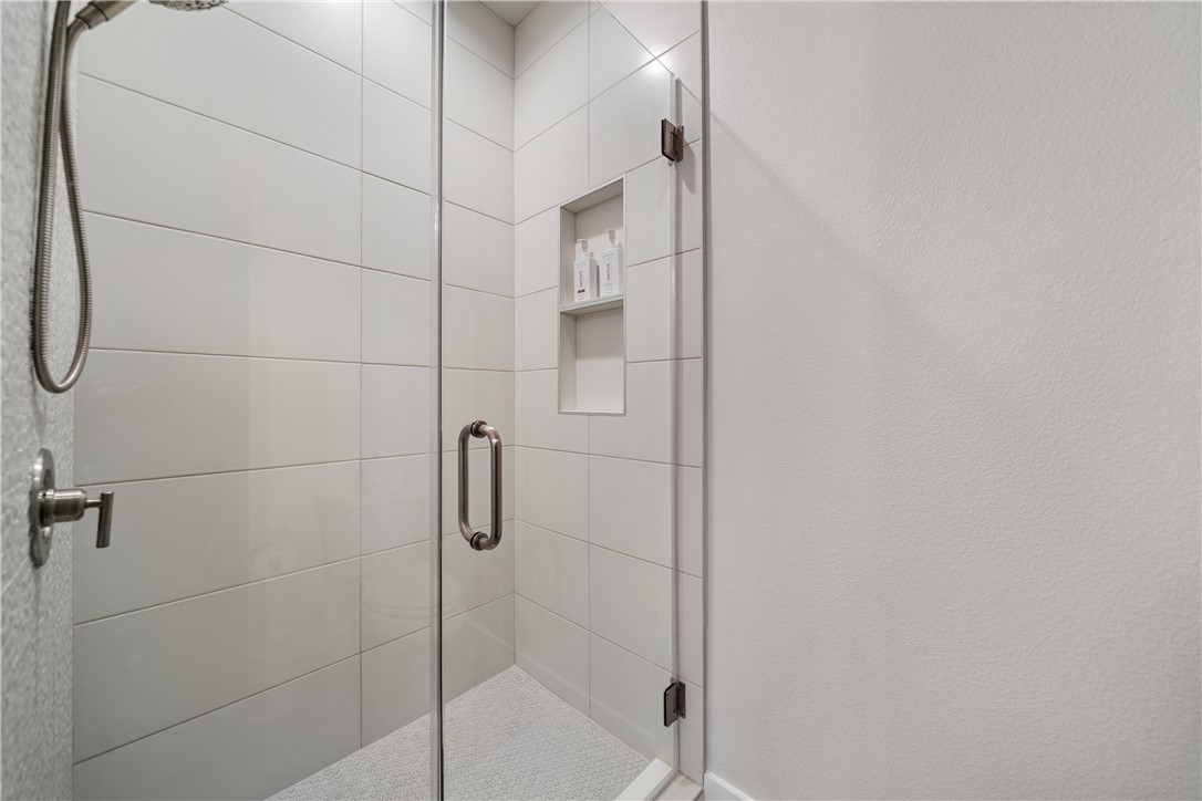 14941 Leeward Dr Property Photo 22