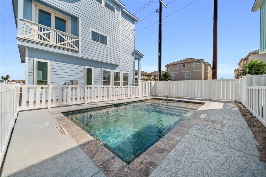 14941 Leeward Dr Property Photo 33