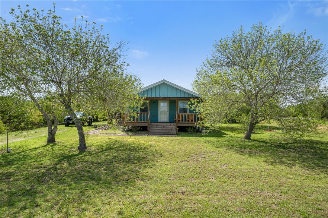 726 Third St Property Photo 1