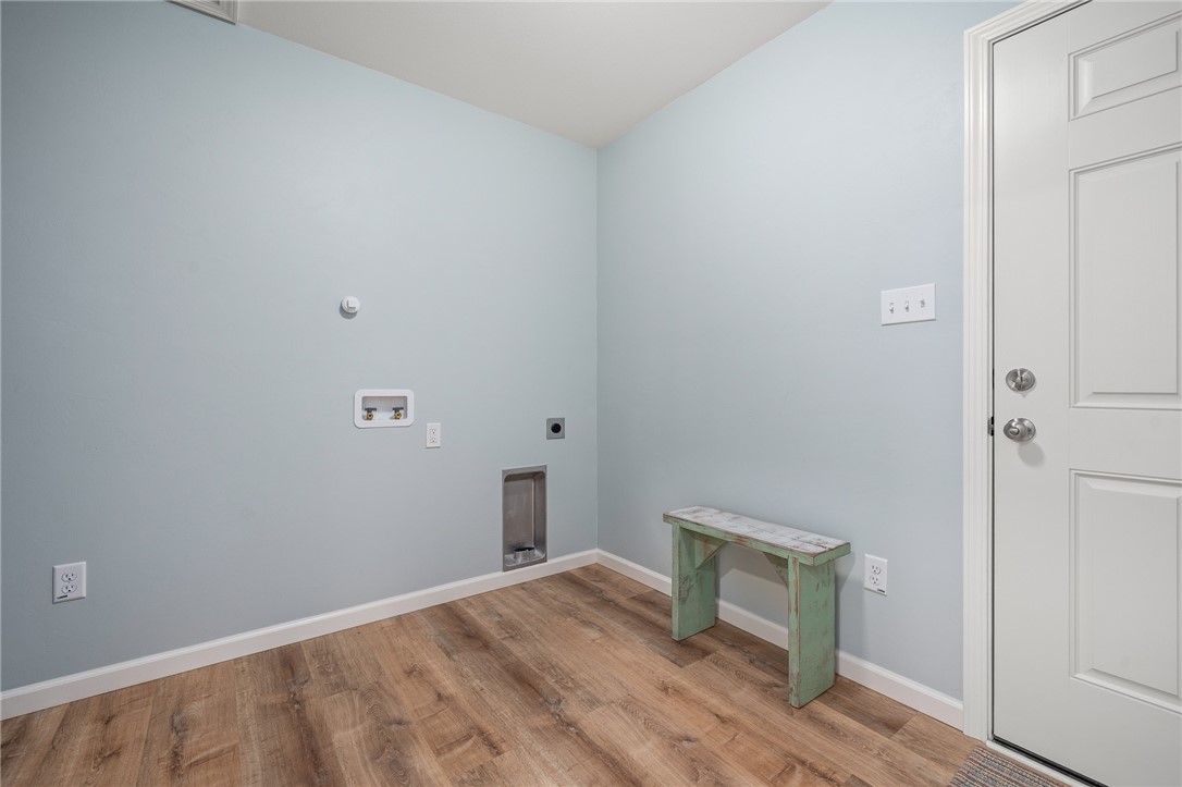 726 3rd St Property Photo 20