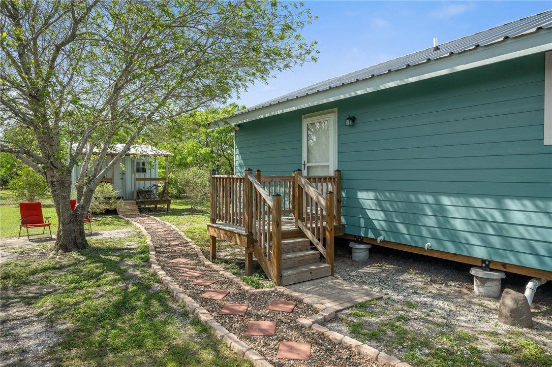 726 Third St Property Photo 21