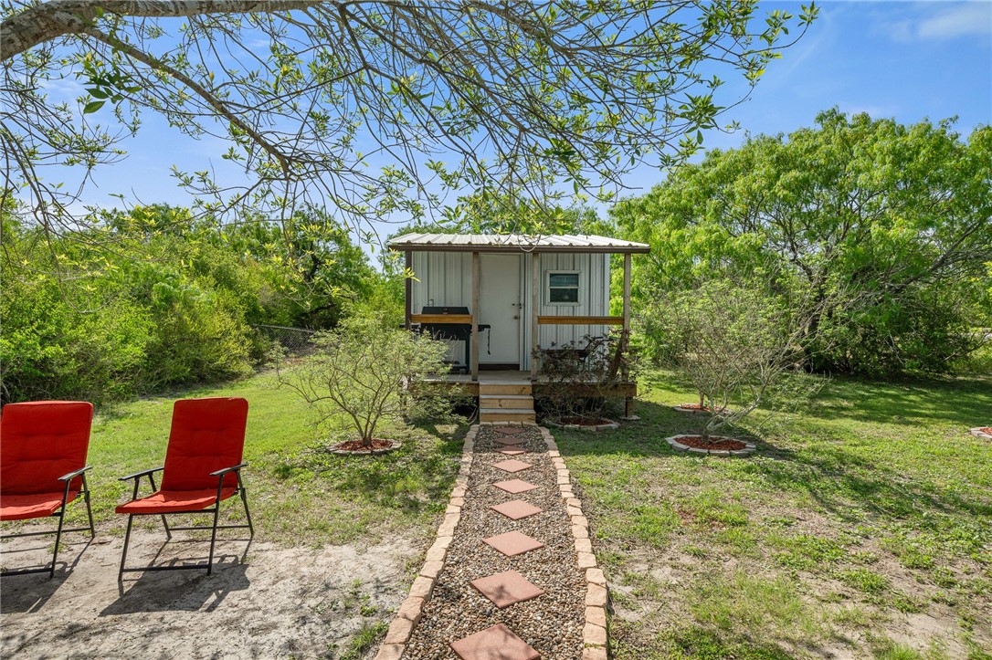 726 Third St Property Photo 22