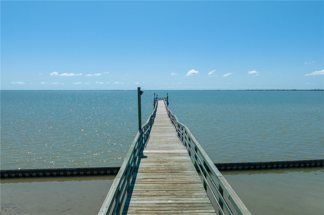 726 Third St Property Photo 30