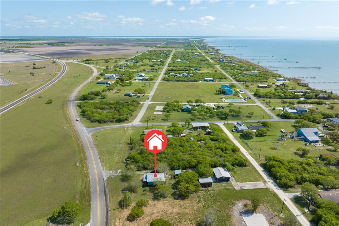 726 Third St Property Photo 35