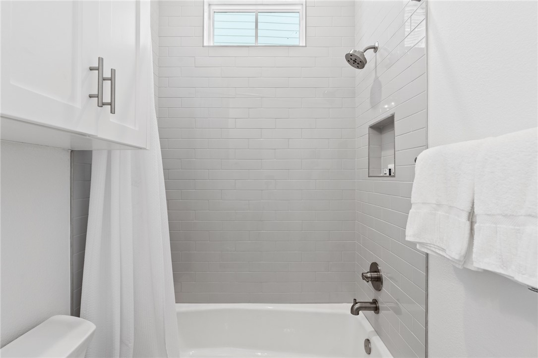 312 Mermaid Tail Property Photo 6