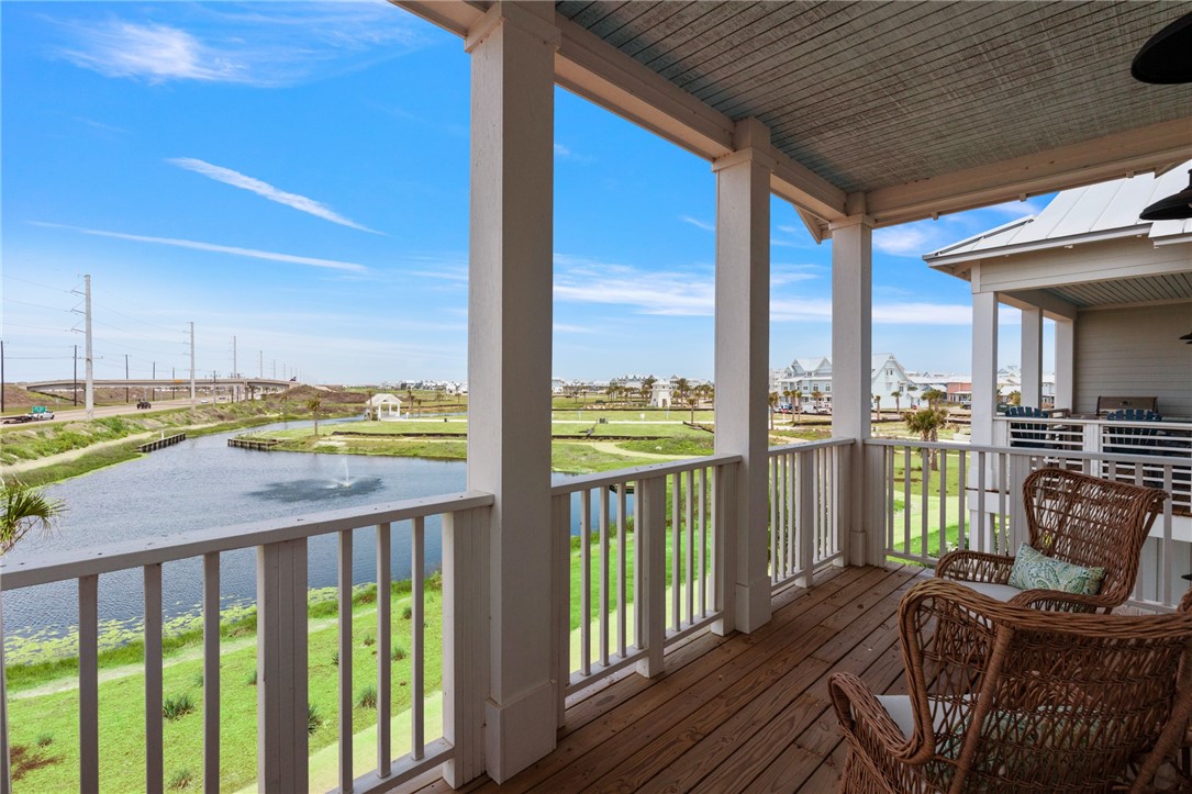 312 Mermaid Tail Property Photo 22