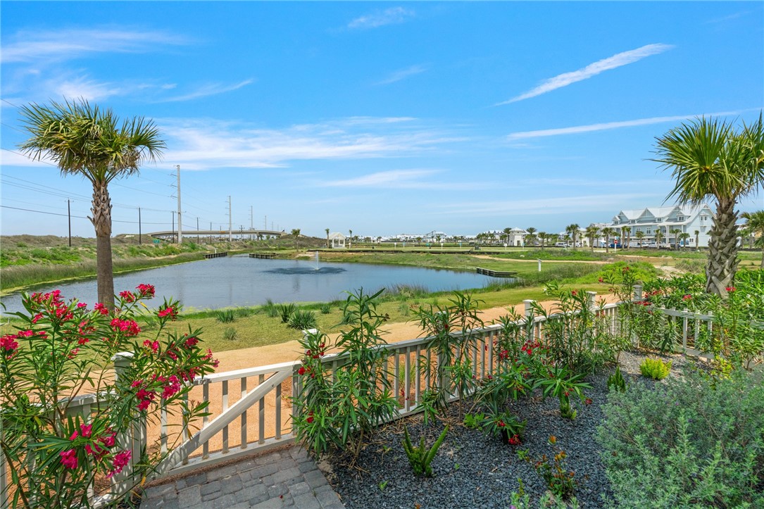 312 Mermaid Tail Property Photo 35