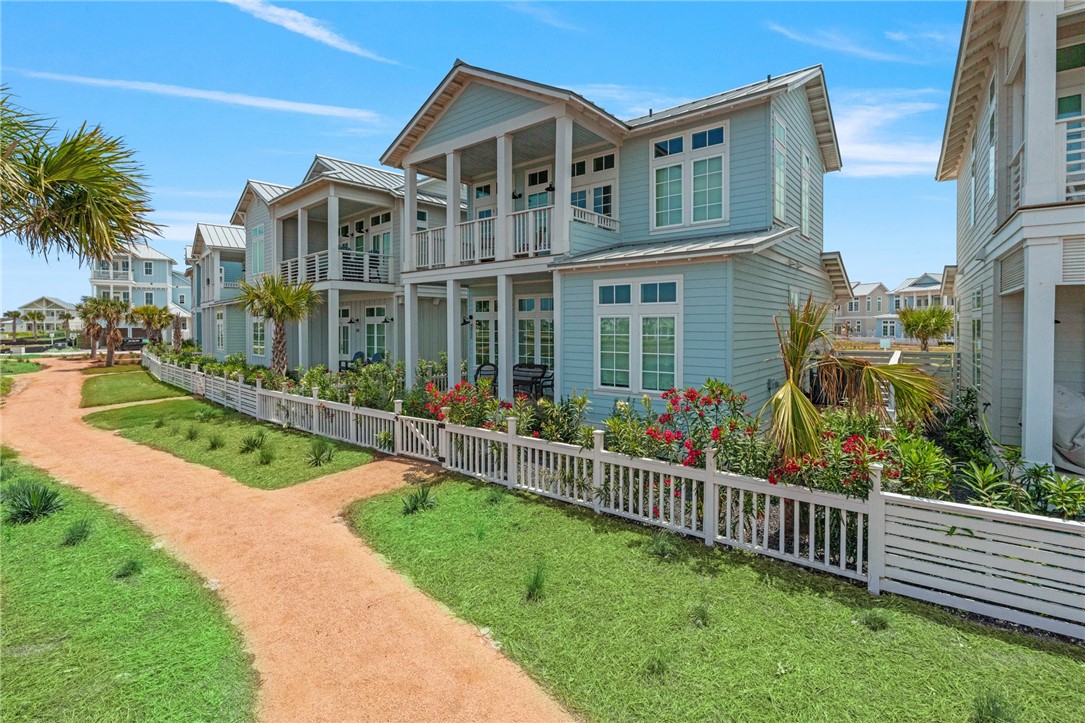 312 Mermaid Tail Property Photo 36