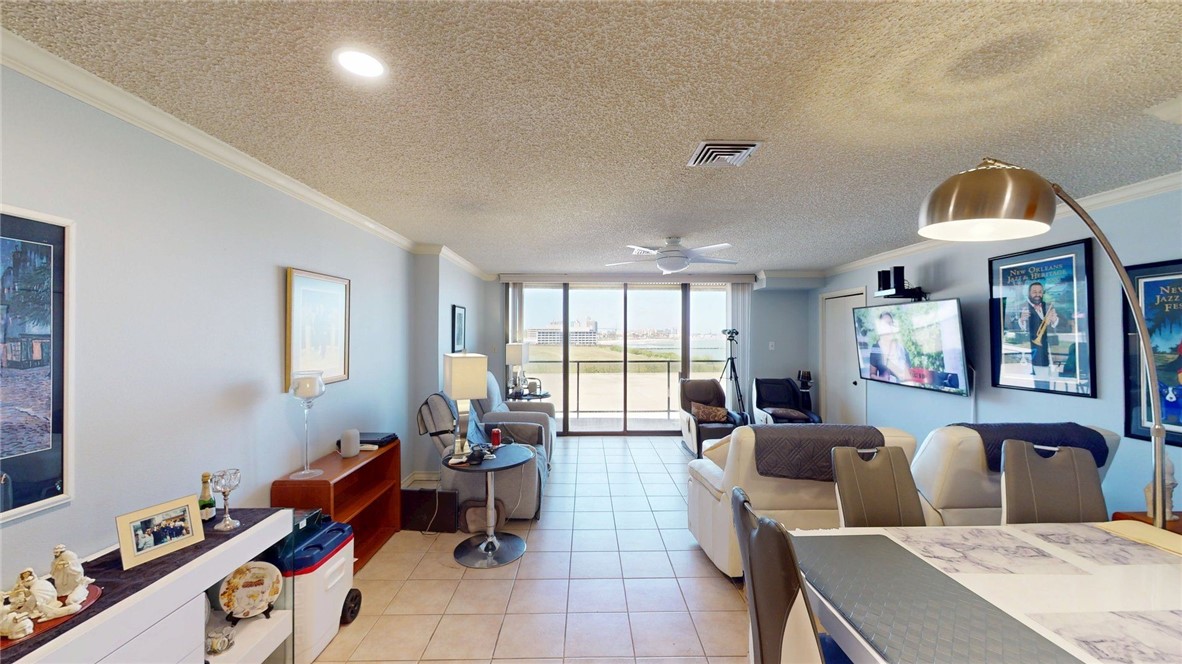 1400 Ocean Dr 304-b Property Photo 7