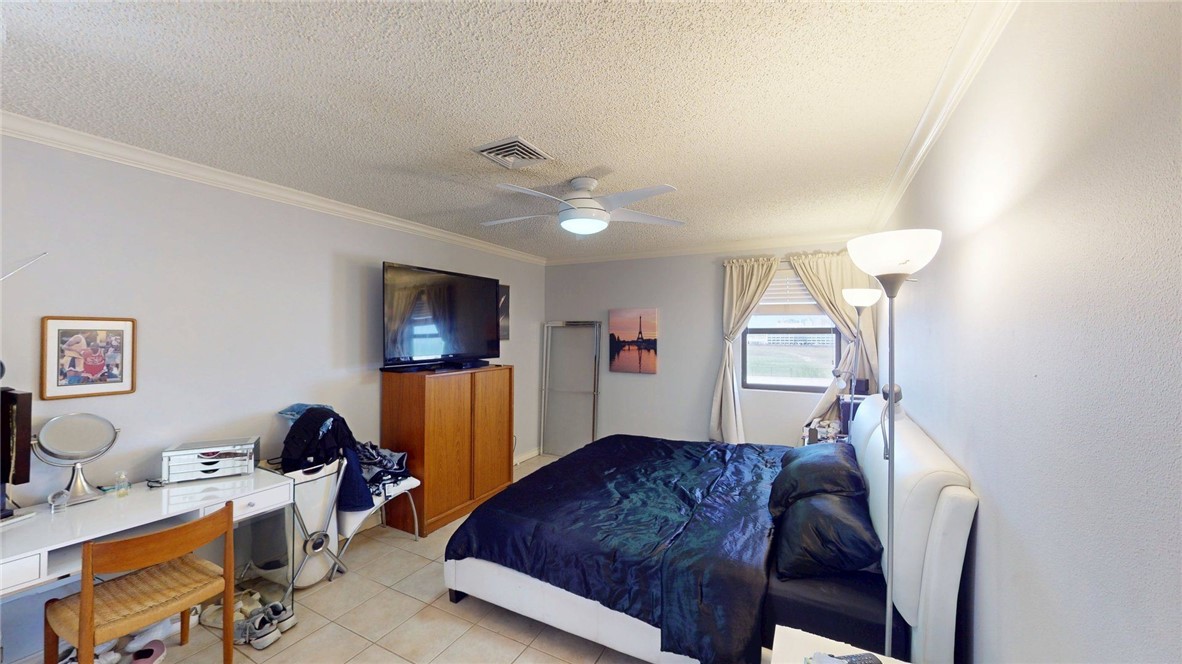 1400 Ocean Dr 304-b Property Photo 20